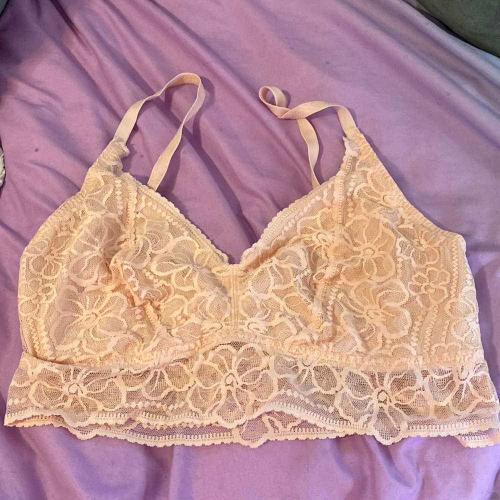 Victoria’s Secret large bralette